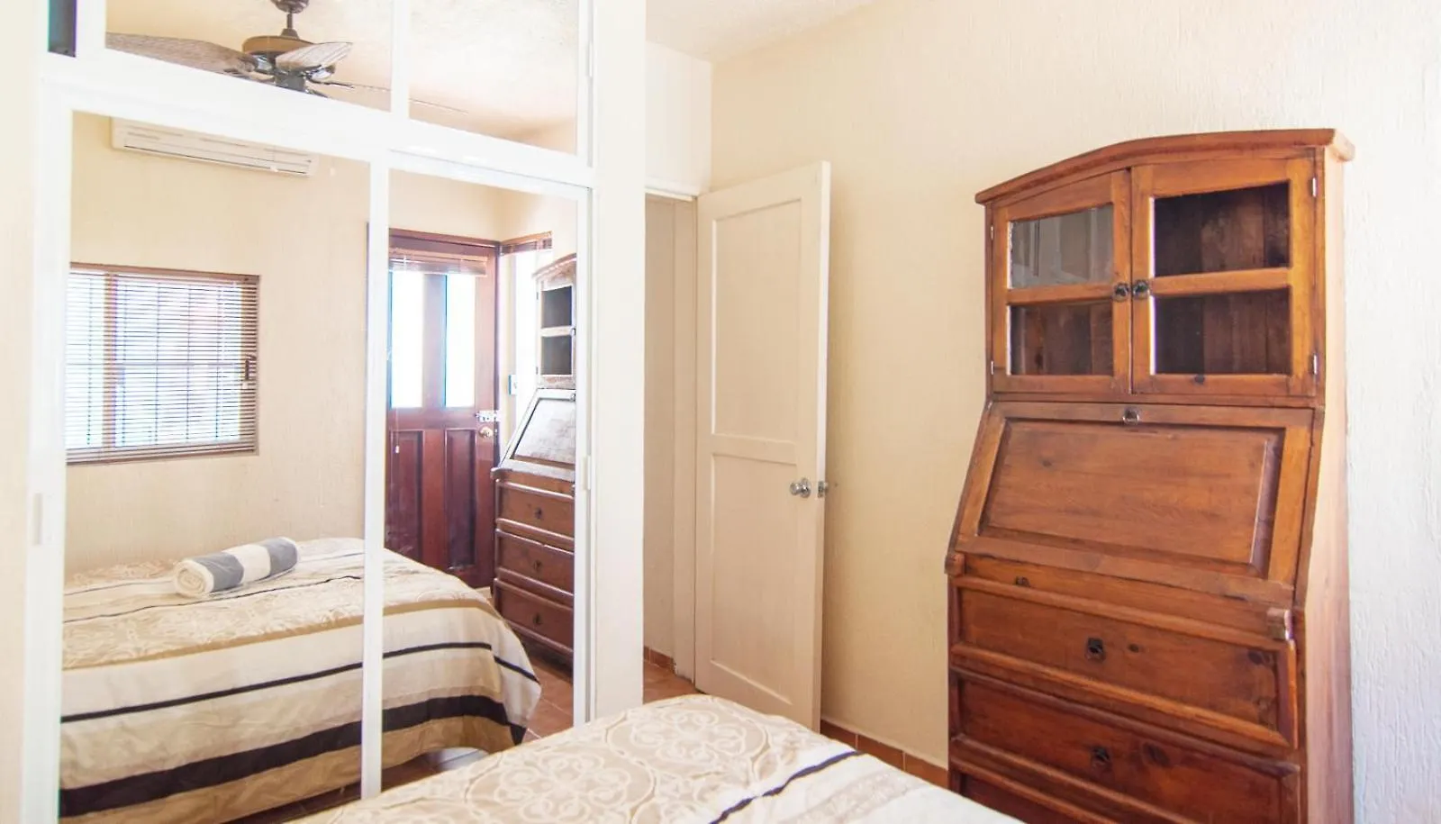 Beachfront 2Br Condo In Playa I Steps To 5Th Ave! Playa del Carmen Apartmán