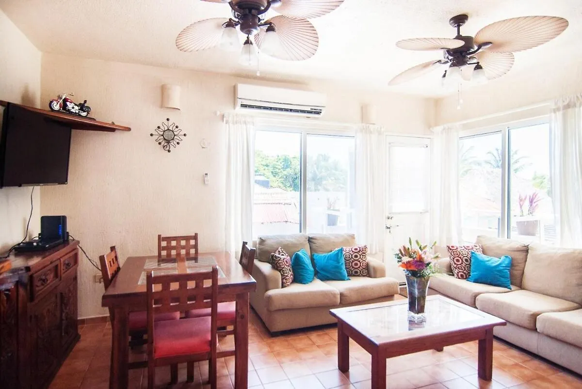 Beachfront 2Br Condo In Playa I Steps To 5Th Ave! Playa del Carmen Apartmán